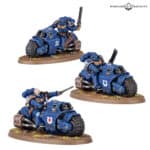 Escuadra de Batidores Space Marines: tres motos de asalto Ultramarines